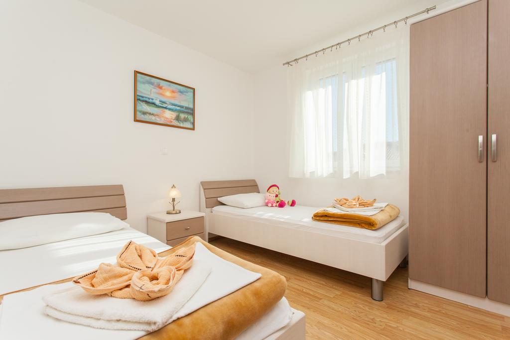 Apartments Mia Baška Zewnętrze zdjęcie