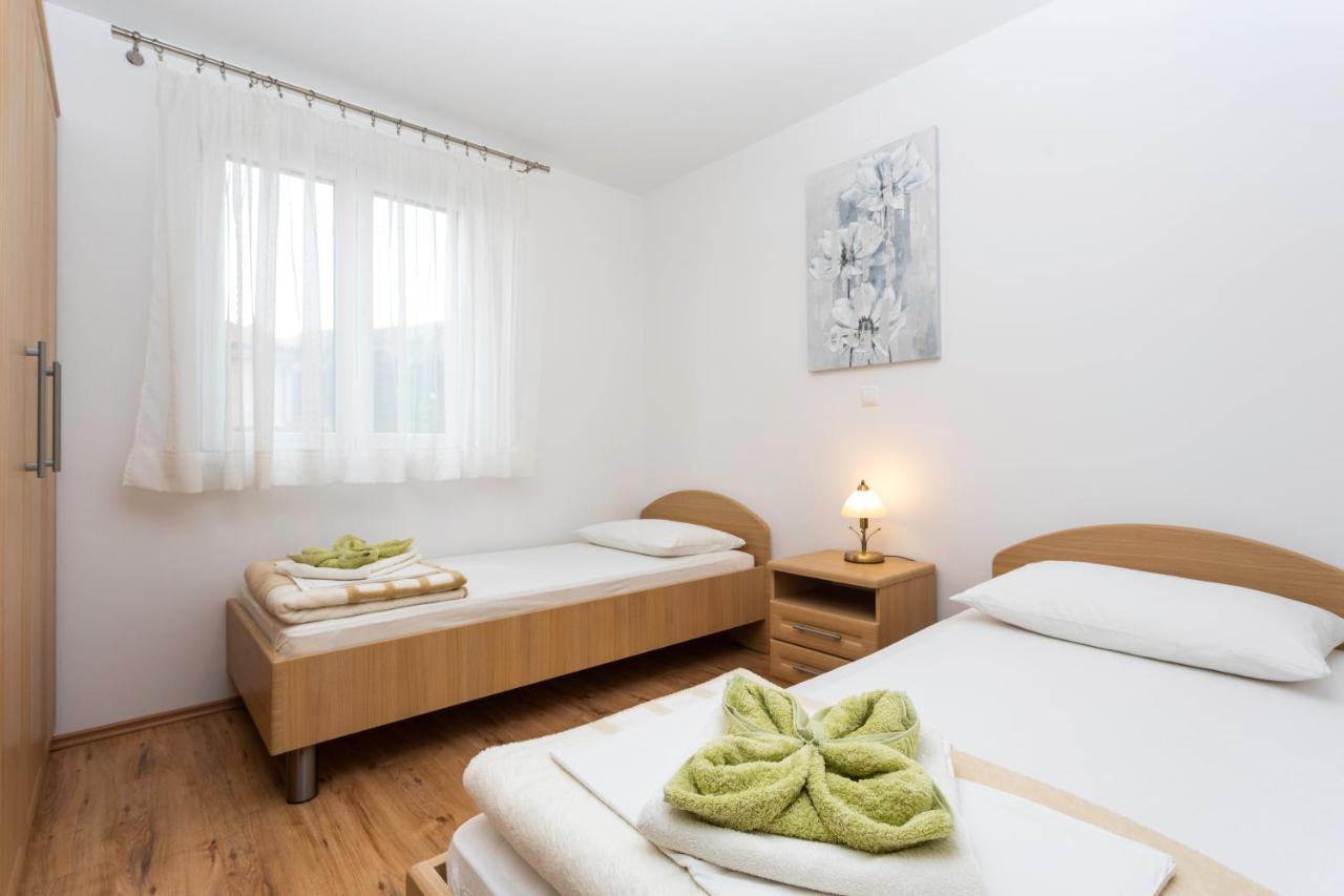 Apartments Mia Baška Zewnętrze zdjęcie